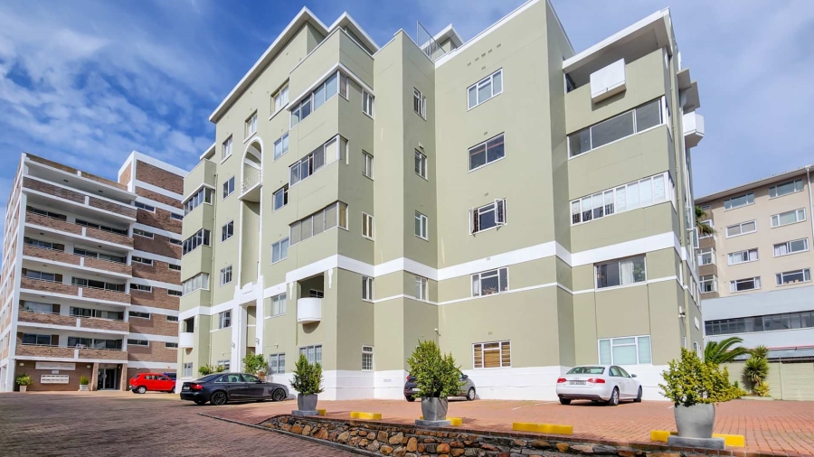 To Let 2 Bedroom Property for Rent in Sea Point Western Cape